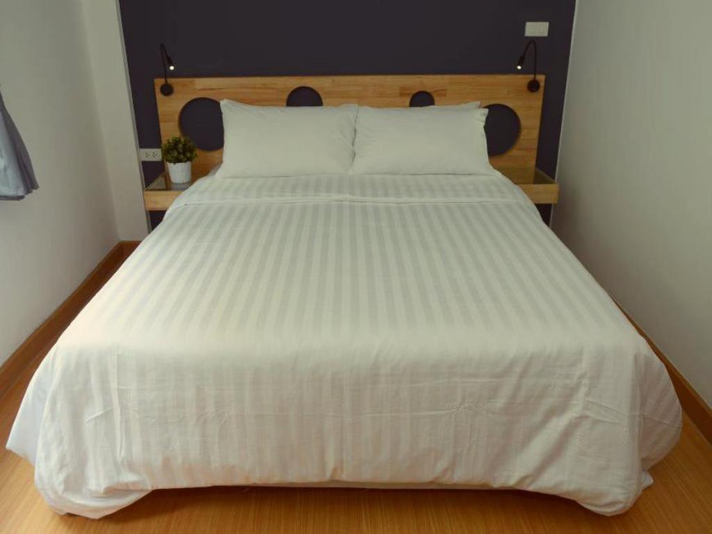 Hotel Mybed Ratchada Bangkok Esterno foto